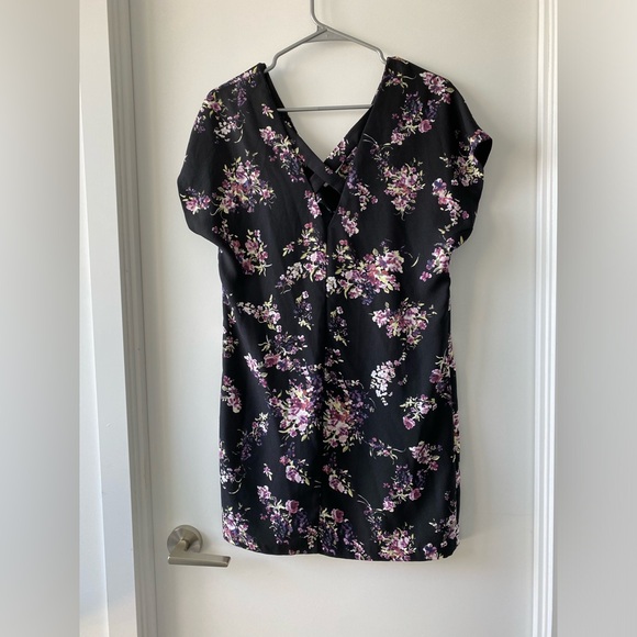 Small Dynamite dress - Picture 1 of 3